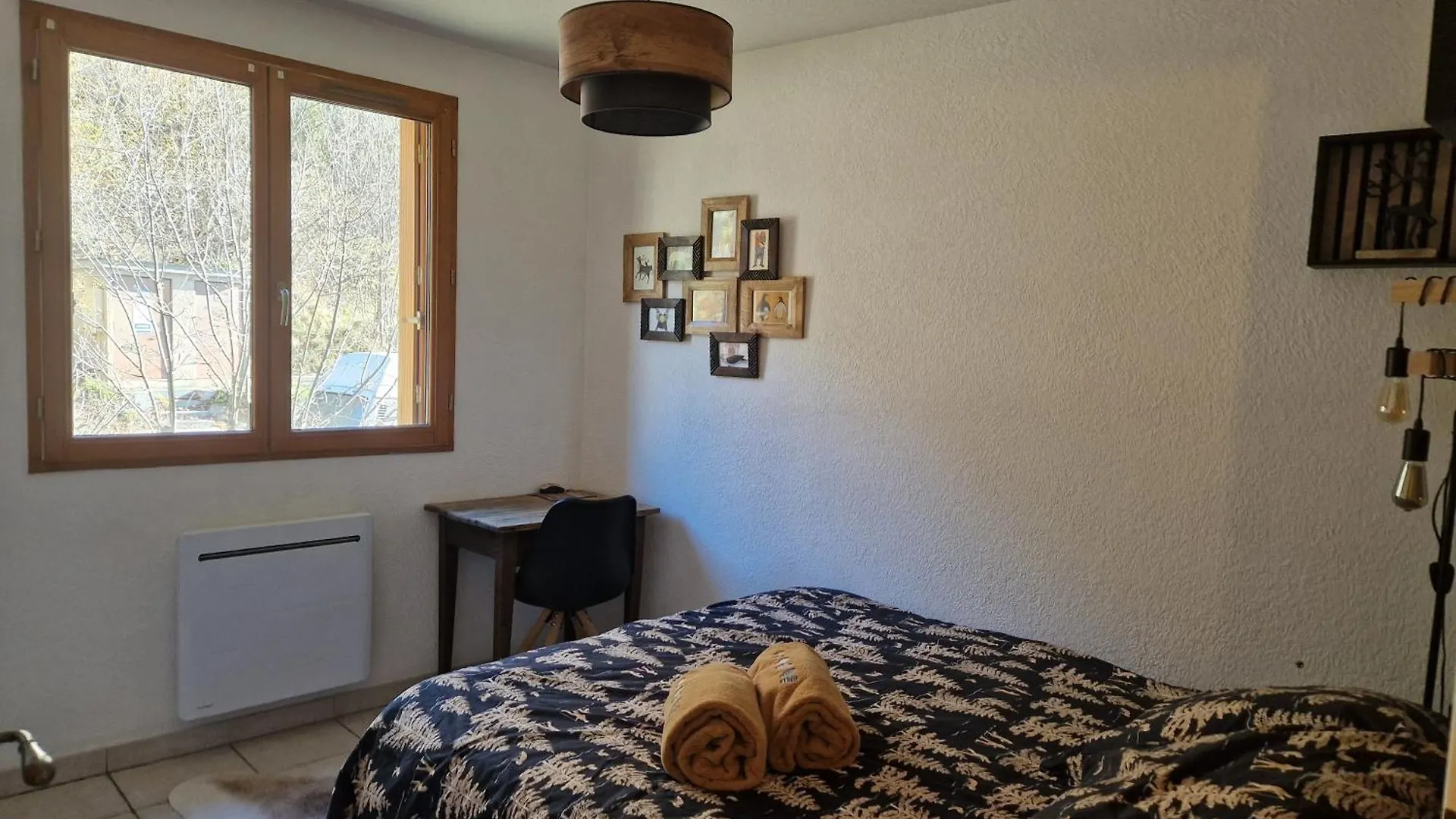Lumineux Appt 2 Chambres Sur Les Hauteurs De Briancon, Terrasse Et Garage Apartment