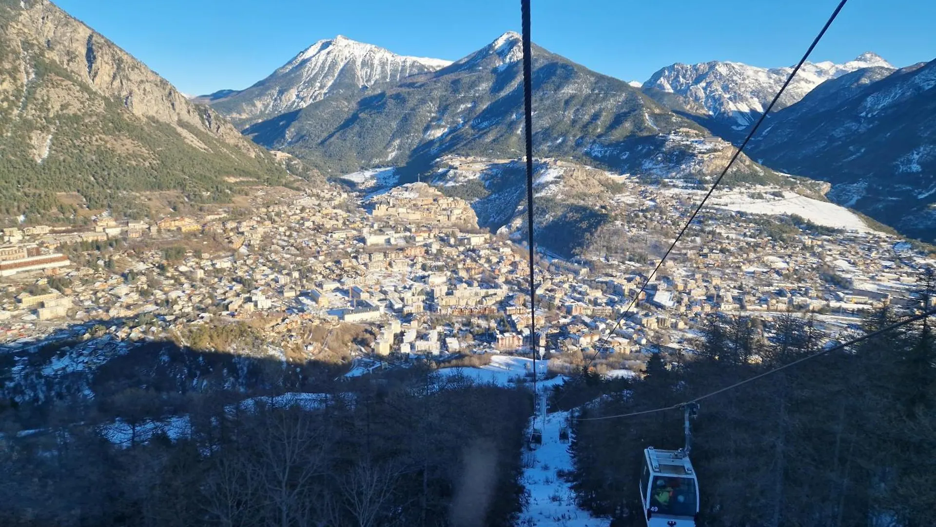Lumineux Appt 2 Chambres Sur Les Hauteurs De Briancon, Terrasse Et Garage 0*, Briancon (Hautes-Alpes) France